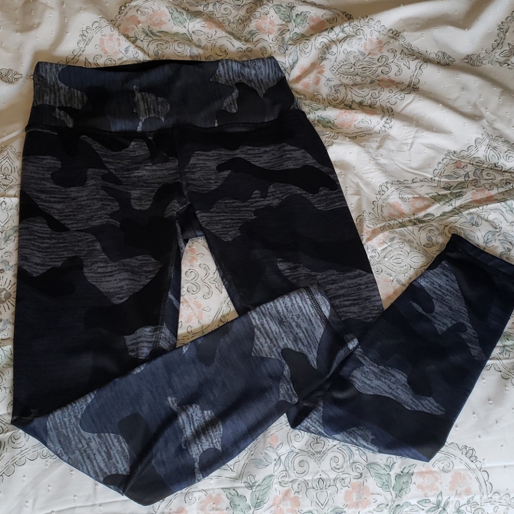 Reebok blue camo tights/leggings